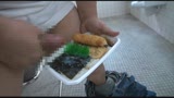 水着アイドルたちに内緒で食ザーメン19