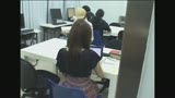 図書館で声も出せず糸引くほど愛液が溢れ出す敏感娘210