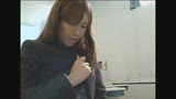 大学の授業中に痴漢され声も出せず絶頂する女子大生34