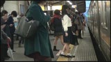 孕ませバック痴漢 膣内の奥まで届く後背位中出しでイキ堕ちる女子校生29