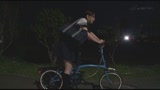 自転車の椅子に媚薬を塗られ通学路でも我慢できずサドルオナニーをするほど発情しまくる女子校生４17