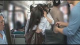 痴漢されている生徒を守りきれなかった女教師も巻き込んで重ねハメ強姦22