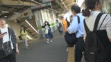 痴漢師に満員電車の中で下着姿にされ見られる羞恥で抵抗できない敏感女22