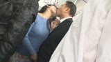 唾液ダラダラ接吻痴漢　清楚に見えて濃厚な密着ベロキスでオヤジを虜にする痴女子大生33