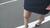 ガチナンパ！　一流百貨店に勤務する清楚な美容部員さん！　人生初の人前でのベロキスと羞恥公開オナニーで高まっちゃってイっても止めない発情暴走ＳＥＸ中出し１０発！24