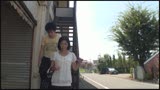 自堕落なダメ息子を自らのカラダを使って癒し慰める母433