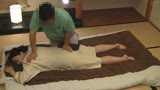 ウチの妻は地味妻ですが・・・もてあます爆乳に性感マッサージを受けさせたら30