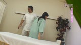 欲求不満な人妻をエロマッサージして中●しまでする絶倫整体師（４）16