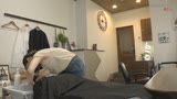 【ネトラレ】夫婦で営む美容室の奥さんが巨乳を押し当てて誘ってくるので旦那にバレないようにチンコ挿れちゃいました2