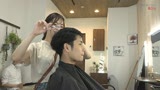 【ネトラレ】夫婦で営む美容室の奥さんが巨乳を押し当てて誘ってくるので旦那にバレないようにチンコ挿れちゃいました5