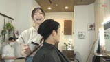 【ネトラレ】夫婦で営む美容室の奥さんが巨乳を押し当てて誘ってくるので旦那にバレないようにチンコ挿れちゃいました6