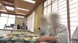 【後悔】昇進したくて女好きの人事のオヤジ専務に温泉旅行に誘われ女房をコンパニオン紛いに接待させようと充てがったらエスカレートして身体の要求をしてきてもはや収拾つかなくなり結局中出しまでされた一部始終5