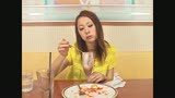 お食事中に顔射して食ザー食事している女に大量ザーメンぶっかけたい！12