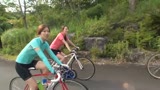 自転車愛好会のピチピチ桃尻女子大生がお尻穴あきサイクルウェアで羞恥サイクリング1