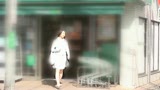 熟妻卑猥ドラマ  エレベーターを降りたとたん不審者にしゃぶらされた熟女 義父にお仕置きされておもらし絶叫する嫁1