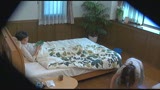 覗き見盗撮 人妻たちのいやらしい秘密の情事 VOL.4 「ここでこんな事しちゃダメ！気持ち良くなっちゃうから…」13