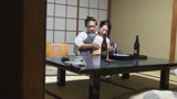 旅館の美人仲居を口説いてセックスして盗撮までしちゃいました！ 424