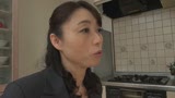 訪問したお宅でセックスしちゃうお仕事熟女28