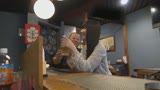 一人居酒屋してる熟女をちょっと口説いたらあさっりＯＫだったのでそのままお店でＳＥＸしちゃいました！４2