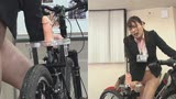 ＳＯＤ女子社員 噴射式２穴交互挿入アクメ自転車がイクッ！　新車発表会の実験台となりイキまくった、２名の女子社員23