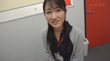 SOD女子社員　お嬢様大学出身で超・超・超ウブだけどAVには興味津々！はにかみ笑顔が可愛すぎる総務部・ハケンの斉藤さんAV出演！17