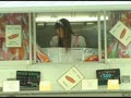 アクメ屋台がイクッ!! お客さんにバレ無い様にイキまくり!潮吹きまくり! 紗奈ちゃん 糸矢めいちゃん1