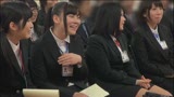 2015年度　ソフト・オン・デマンド　入社式　昨日まで女子大生だった女の子にAV会社からの洗礼　大勢が見ている前で初脱ぎ！初イキ！初SEX！初めてづくしの超ウブっ子SOD新入女子社員初お披露目4