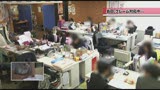 仕事に誠実なSOD女子社員が過剰クレームに半裸姿で２マ○コ対応！29