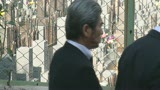 息子の目を盗み密室で美人嫁を寝取る義父の家庭内暴行劇　紫乃1