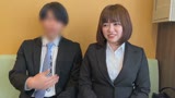 素人男女モニタリングAV 出張先のホテルで上司と部下が相部屋チャレンジ!初19