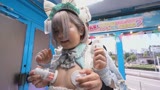 マジックミラー号　ハードボイルド 街中で客引き中の看板コンカフェ娘が乳首いじられっぱなしチクハラ接客に挑戦！33